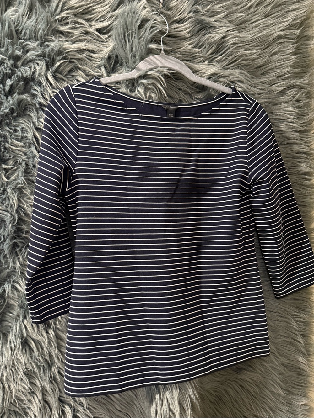 Ann Taylor 3/4 Sleeve Striped Top - Size Small | Color: Black